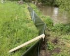 Holzausstiegshilfe am Amphibienschutzzaun